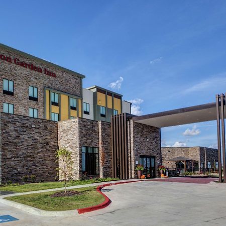 Hilton Garden Inn Topeka Exterior photo